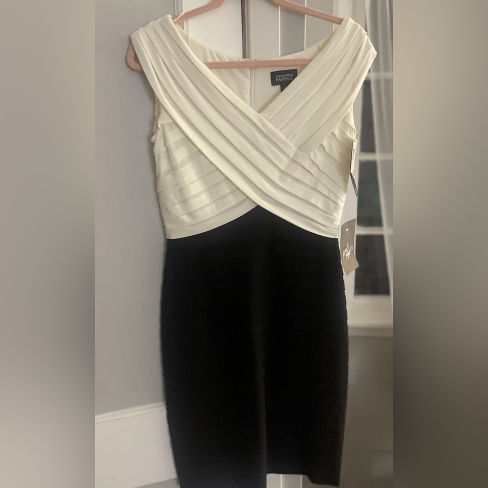 Adrianna Papell Cream and Black Pleated Midi Dress NWT!!